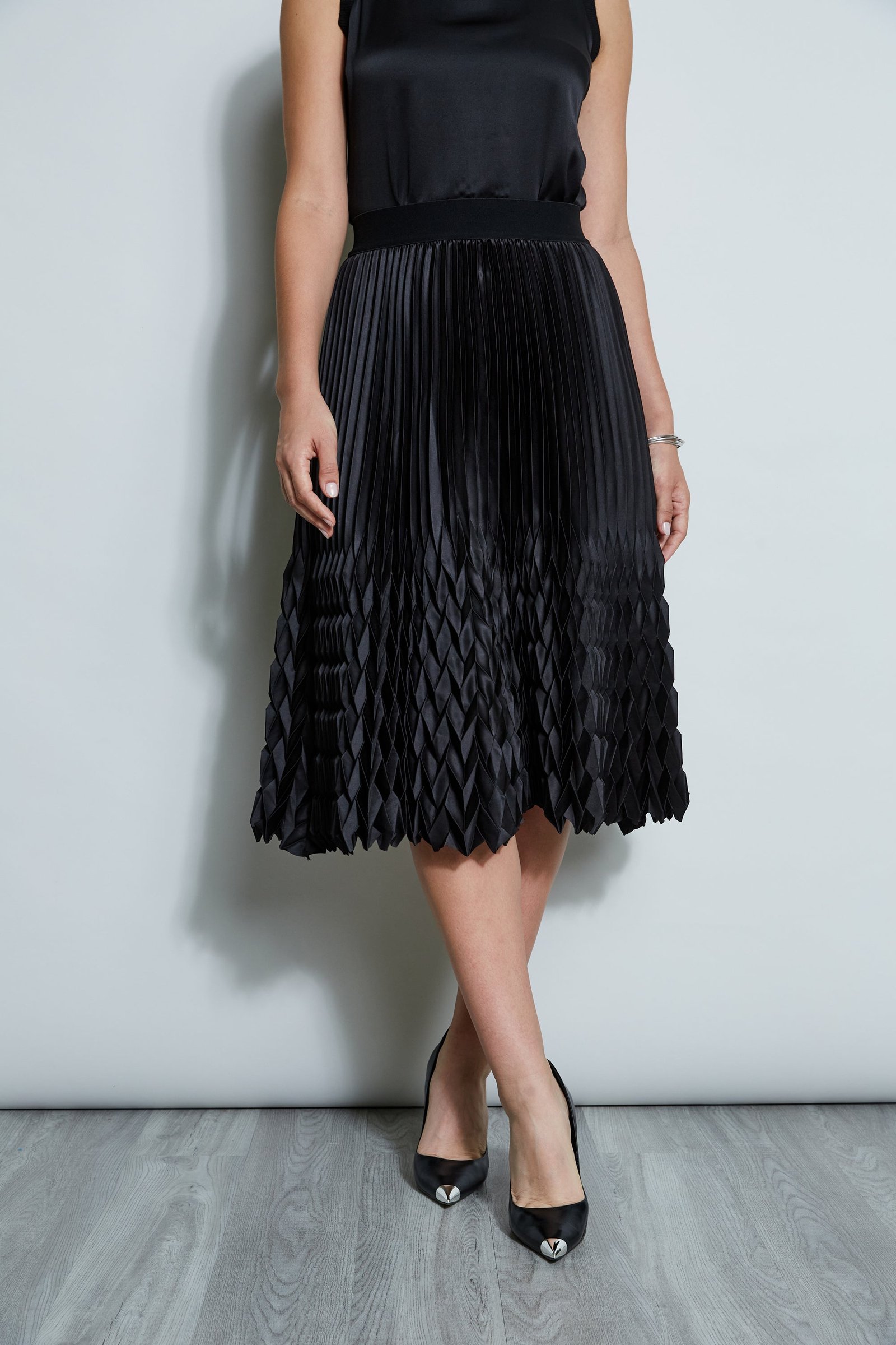 Diamond Pleated Skirt